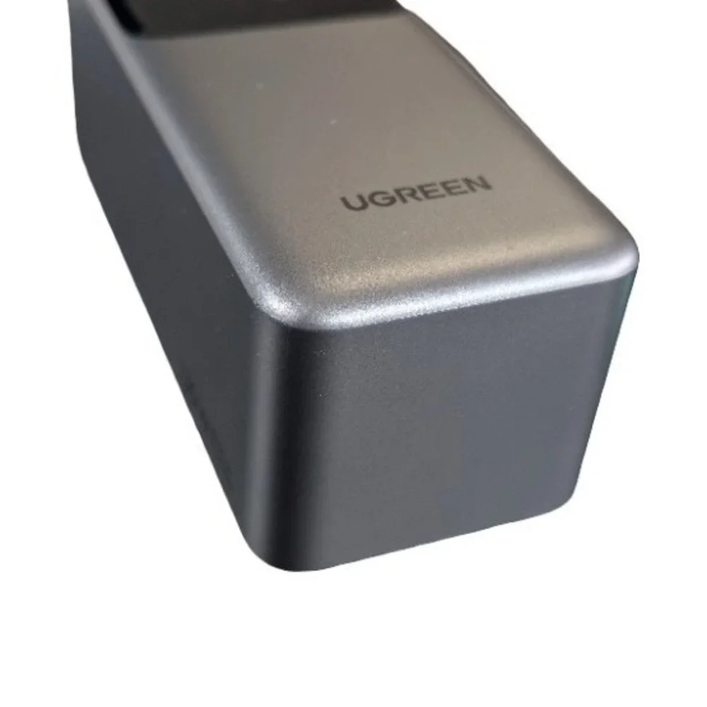 P6U‎ UGREEN - Nexode 130W 20000mAh Fast Charge Power Bank with Smart TFT Display